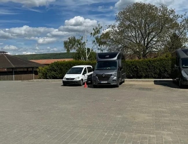 ParkNow Frankfurt - parking z transferem lotnisko FRA - zdjęcie 2