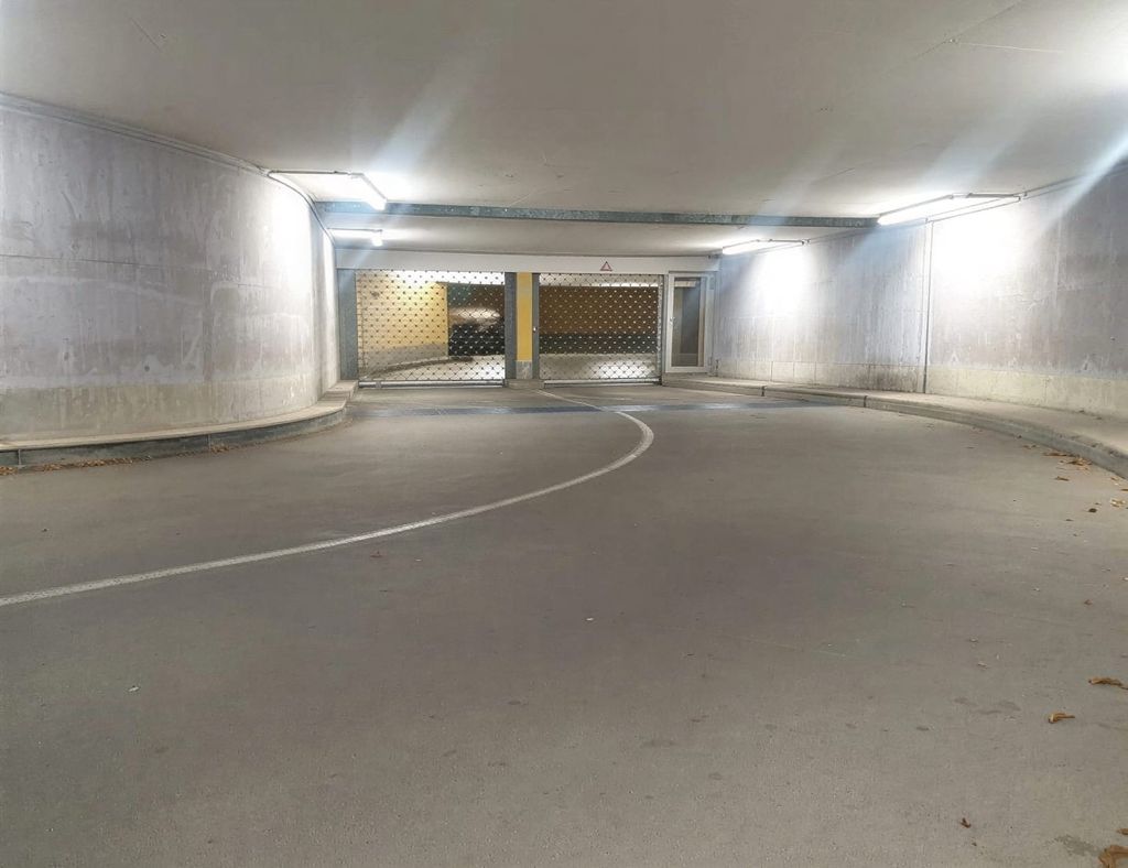 Frankfurt Car Parking Garage Valet - lotnisko Frankfurt FRA - zdjęcie 3