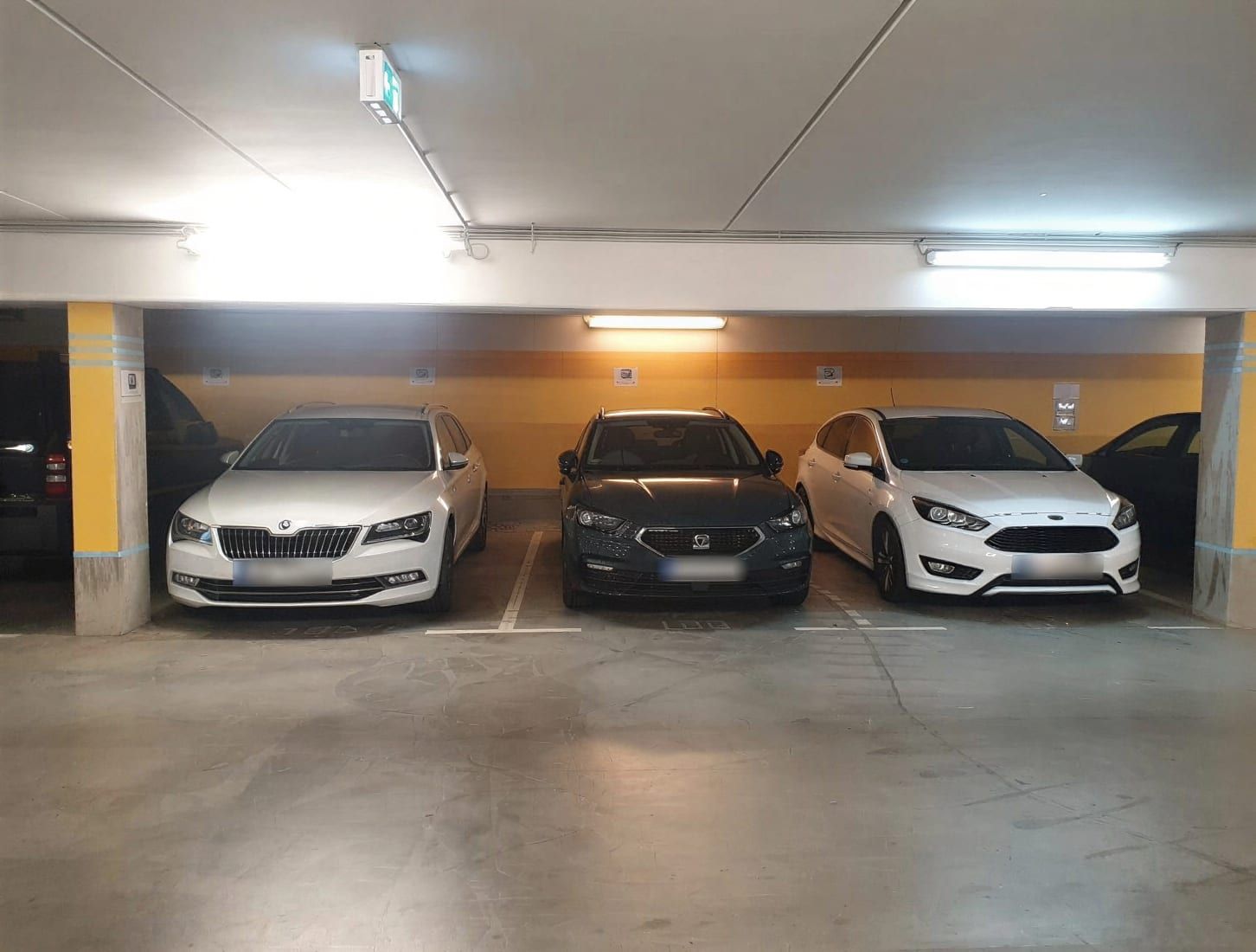 Frankfurt Car Parking Garage Valet - lotnisko Frankfurt FRA - zdjęcie parkingu