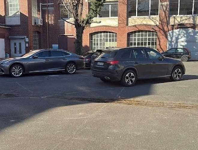 Parkfinder24 Valet - parking valet Frankfurt FRA - zdjęcie parkingu