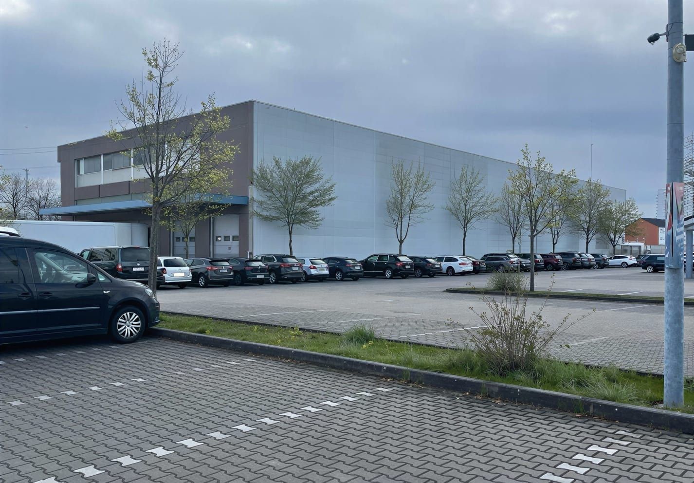 Mein Flughafenparkplatz Frankfurt P2 - zdjęcie parkingu