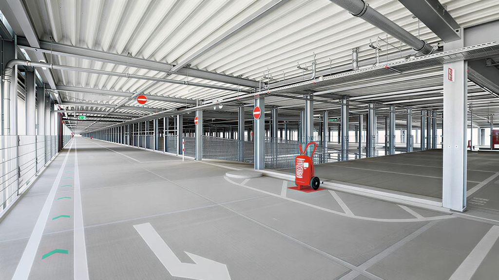 eParking Biznes T3 - P10 - poziom parkingowy w garażu T3 - lotnisko Frankfurt (FRA)